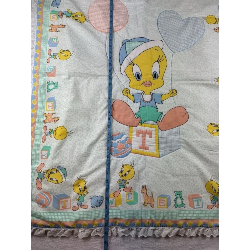 VTG Baby Tweety Bird Fabric Panel 1988 Warner Bros Peter Pan Fabrics 35x46 HTF